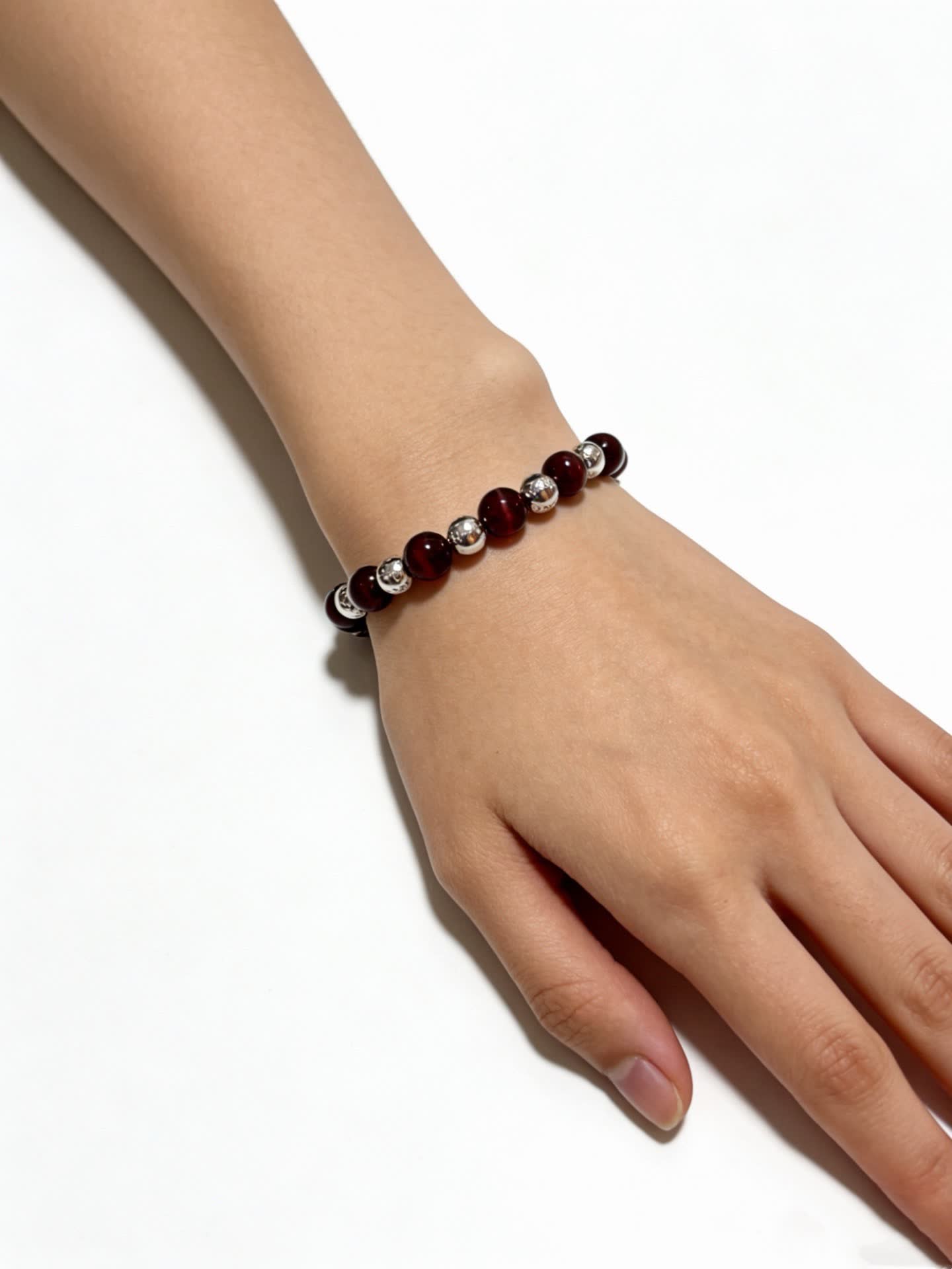 Tiffany & Co Elegant Garnet and Silver Beaded Bracelet